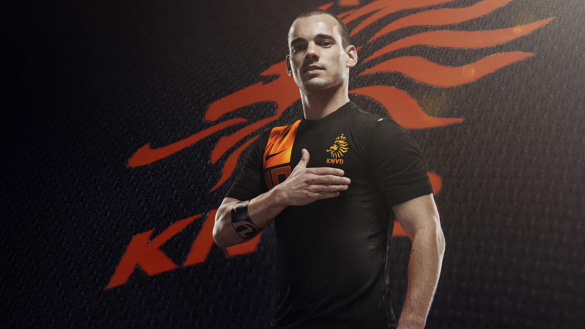 世界杯：VAR“直播回放+语音解释”试点 获球迷大赞“更透明”